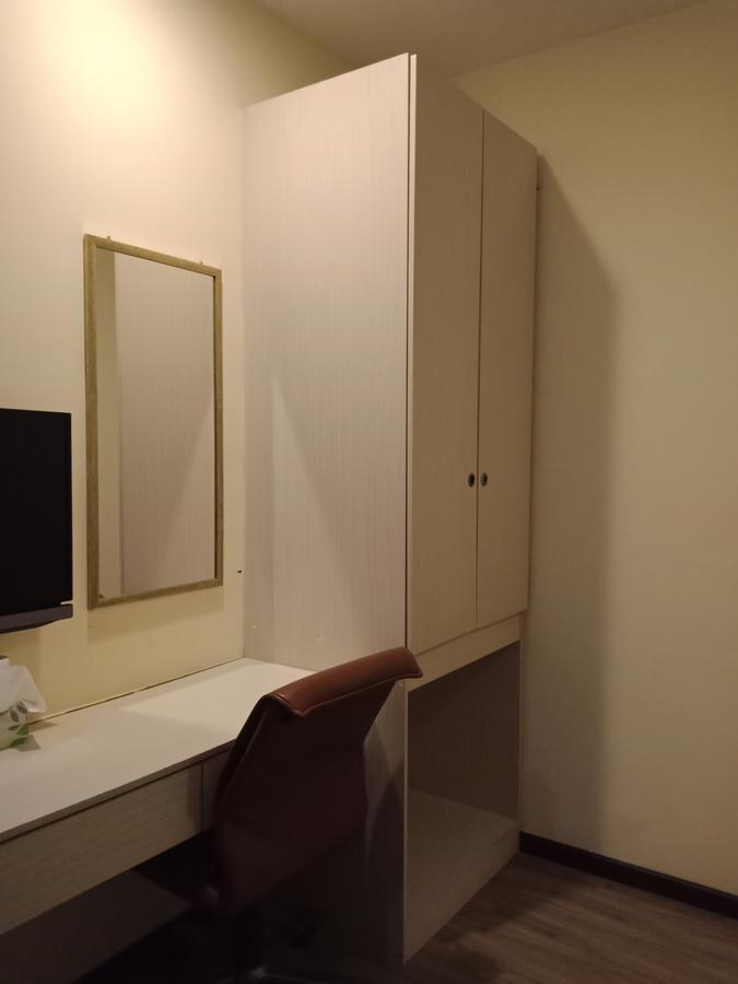 צ'ראס Hotel Zamburger Bukit Segar מראה חיצוני תמונה