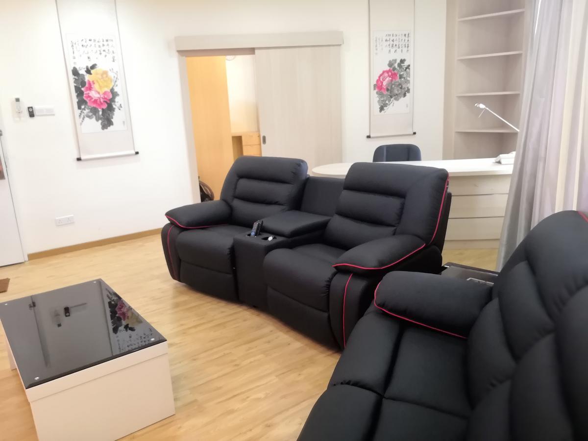 צ'ראס Hotel Zamburger Bukit Segar מראה חיצוני תמונה